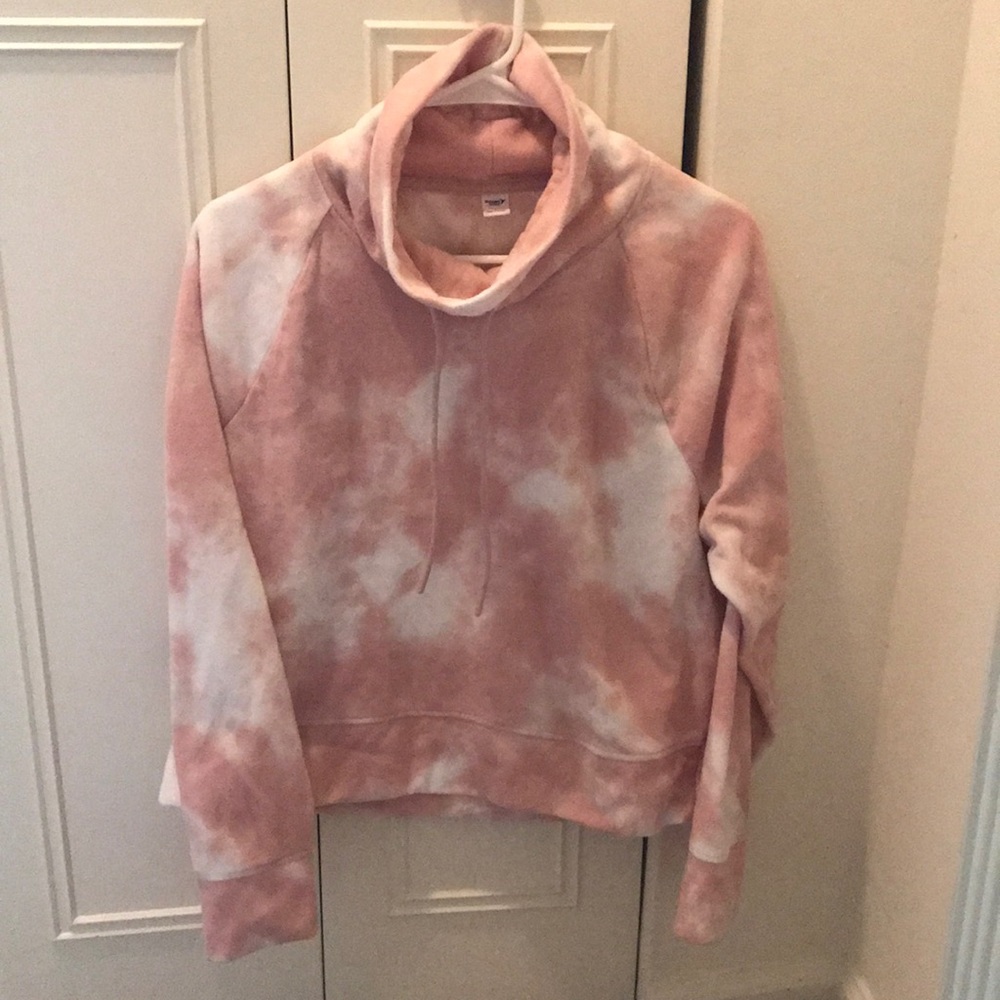 Pink & white Velour tye dye old navy active crop sweater.